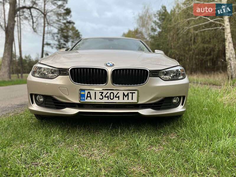 Седан BMW 3 Series 2014 в Баришівка