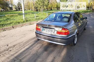 Седан BMW 3 Series 2003 в Ровно