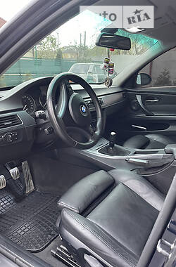 Седан BMW 3 Series 2005 в 