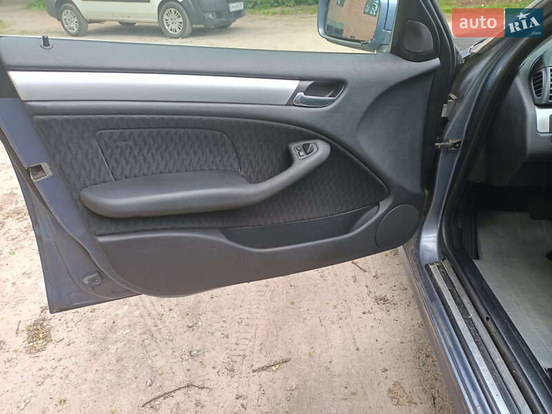 Универсал BMW 3 Series 2000 в Киеве