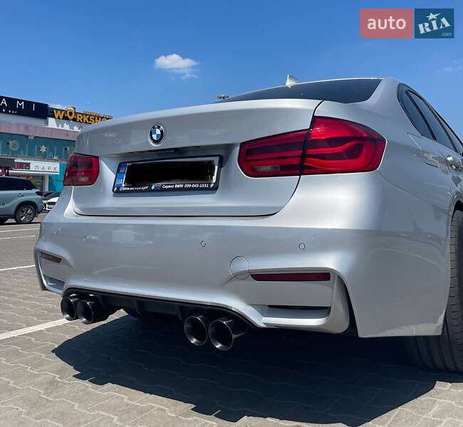 Седан BMW 3 Series 2015 в Києві