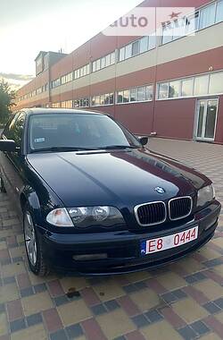 Седан BMW 3 Series 2000 в Гайсину