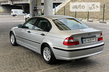 Седан BMW 3 Series 2003 в Дніпрі