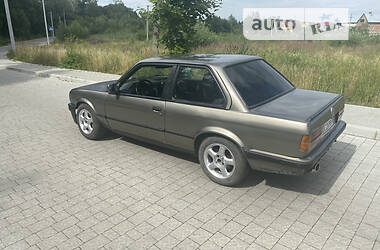 Купе BMW 3 Series 1987 в Львове