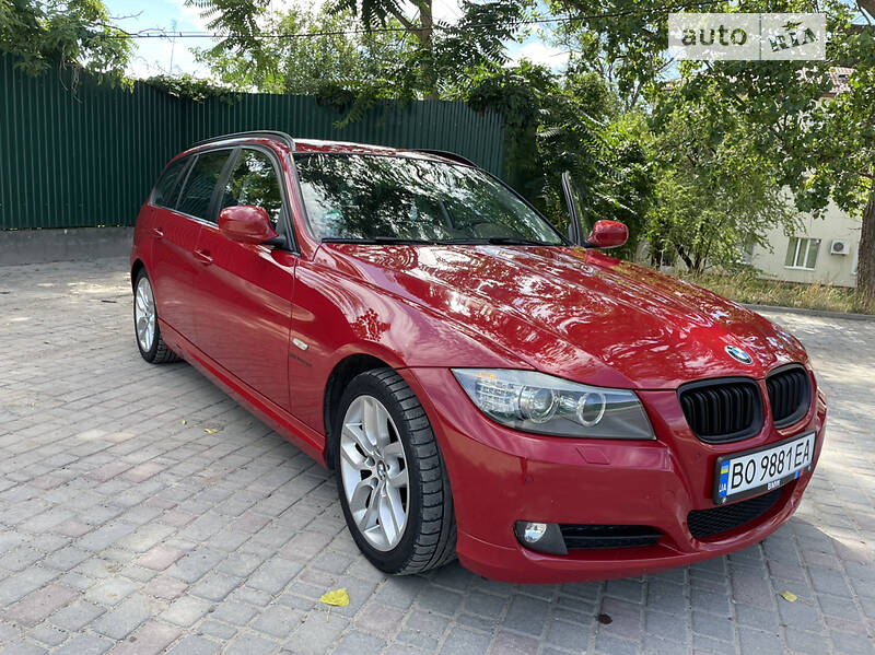 Універсал BMW 3 Series 2011 в Заліщиках