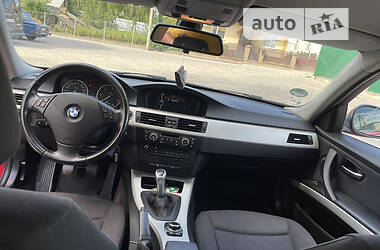 Универсал BMW 3 Series 2011 в Залещиках