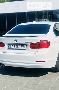 Седан BMW 3 Series 2013 в 