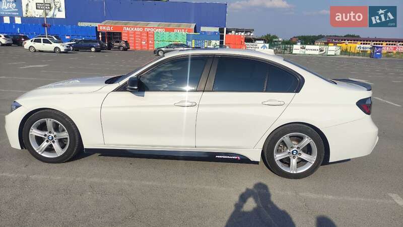 Седан BMW 3 Series 2014 в Хмельницком