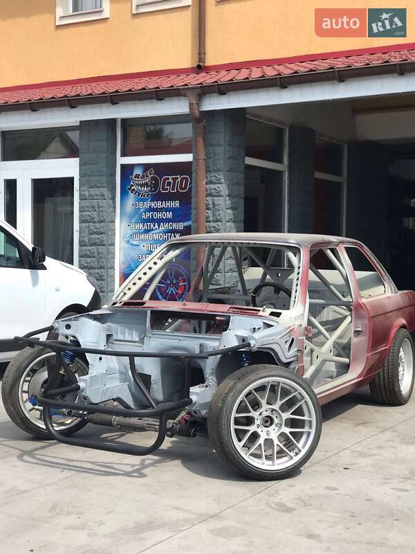 Седан BMW 3 Series 1985 в Харкові