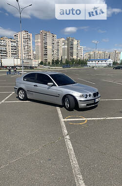 Хэтчбек BMW 3 Series 2002 в Киеве