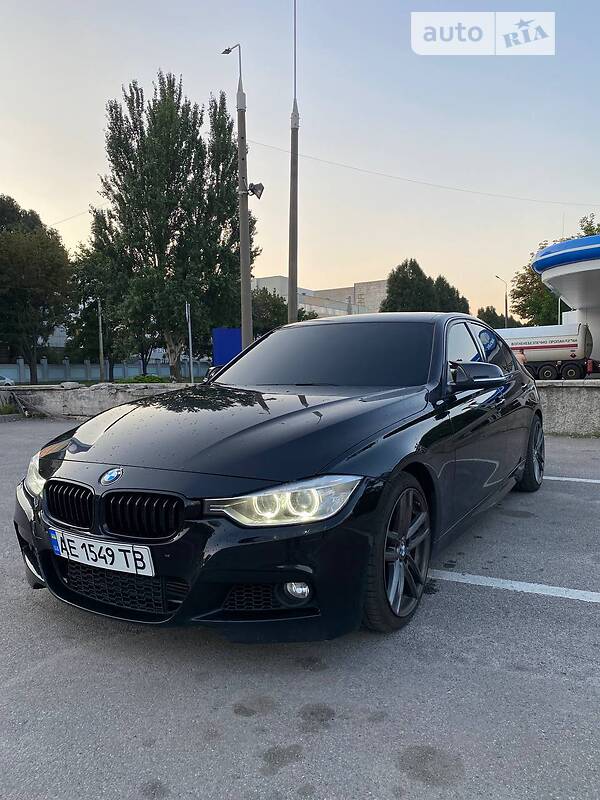 Седан BMW 3 Series 2012 в Дніпрі