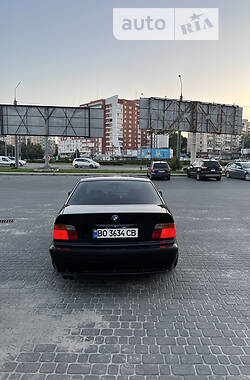 Седан BMW 3 Series 1995 в Тернополі