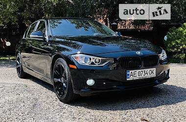 Седан BMW 3 Series 2016 в Кривом Роге