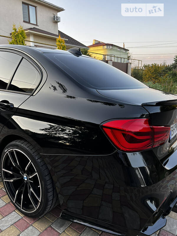 Седан BMW 3 Series 2016 в Одесі