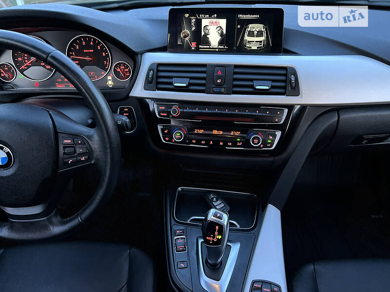 Седан BMW 3 Series 2016 в Одесі