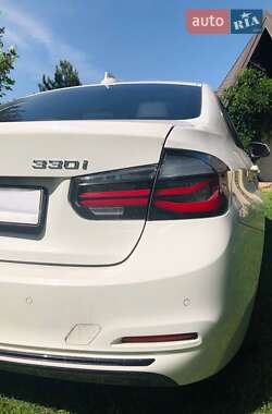 Седан BMW 3 Series 2018 в 