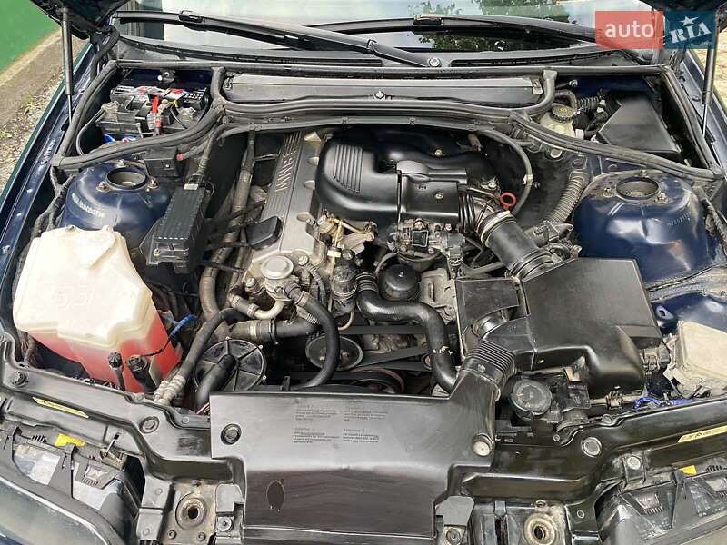 Седан BMW 3 Series 1999 в Каменец-Подольском