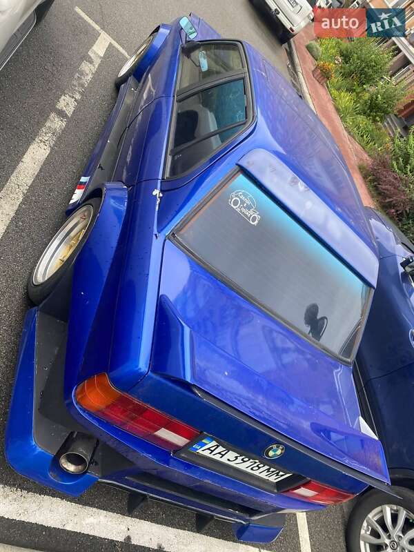 Седан BMW 3 Series 1986 в Києві