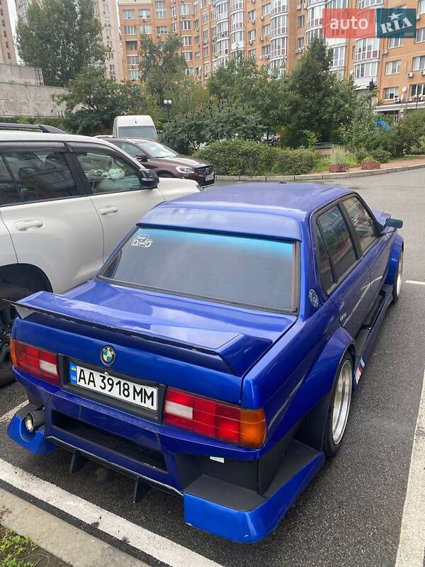Седан BMW 3 Series 1986 в Києві