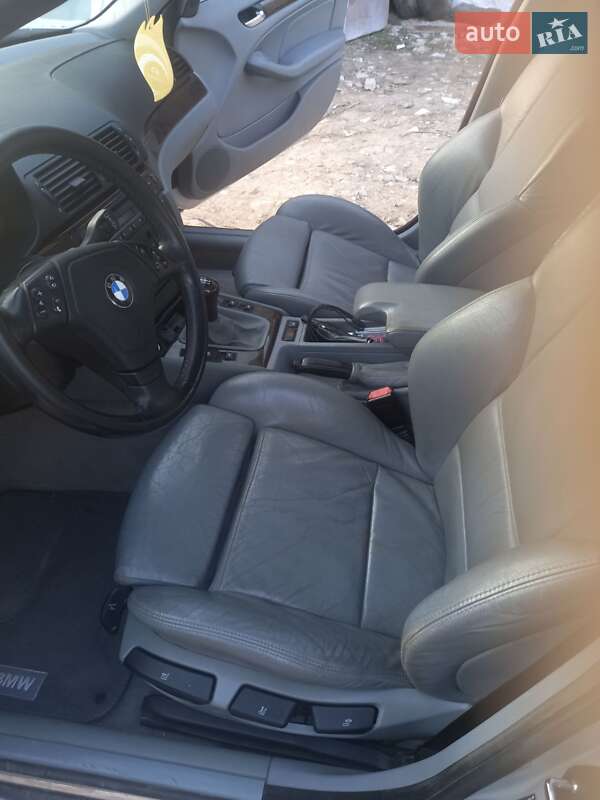 Седан BMW 3 Series 2000 в Одесі