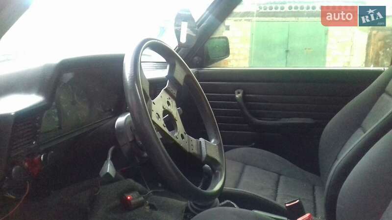 Купе BMW 3 Series 1983 в Подільську