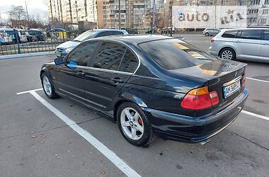 Седан BMW 3 Series 1999 в Коростене