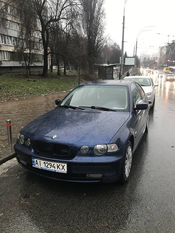 Купе BMW 3 Series 2003 в Вишневом