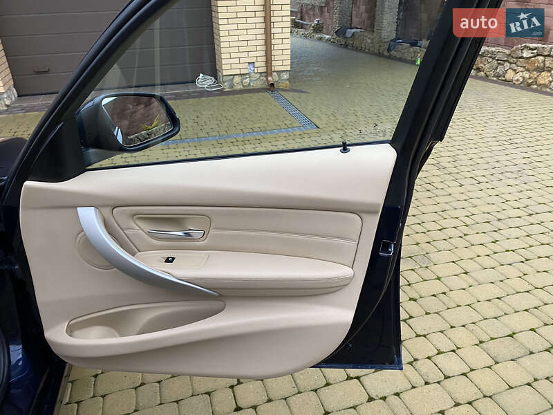 Универсал BMW 3 Series 2015 в Ровно
