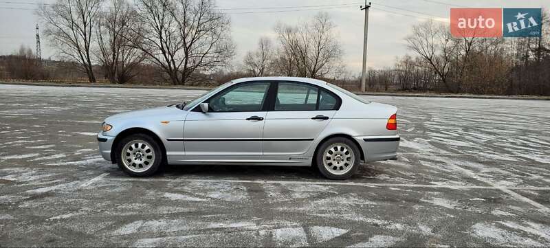Седан BMW 3 Series 2002 в Києві
