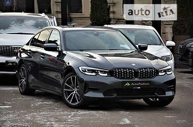 Седан BMW 3 Series 2019 в Киеве