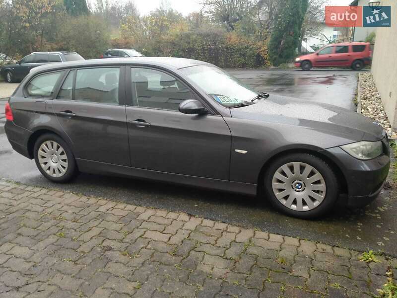 Универсал BMW 3 Series 2006 в Одессе