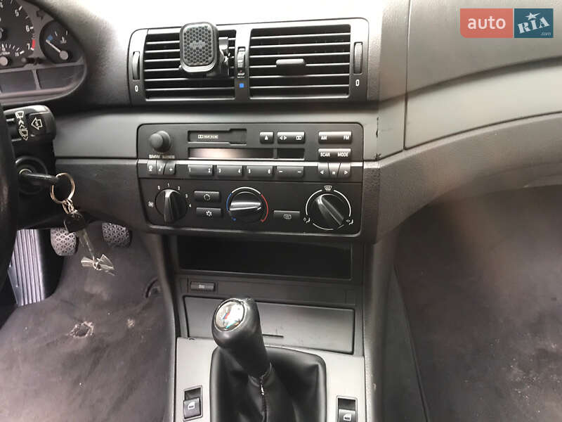 Хетчбек BMW 3 Series 2004 в Києві фото 13 Хетчбек BMW 3 Series 2004 в Києві