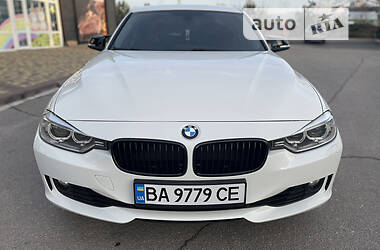 Седан BMW 3 Series 2013 в 