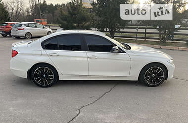 Седан BMW 3 Series 2013 в Кропивницькому