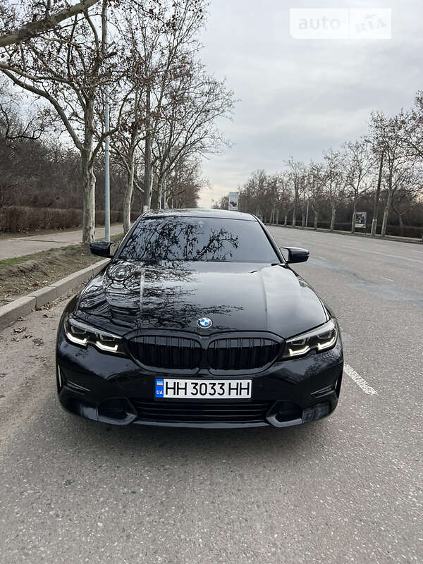 Седан BMW 3 Series 2019 в 