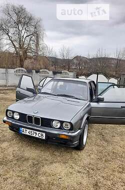 Седан BMW 3 Series 1986 в Галичі