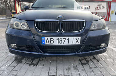 Седан BMW 3 Series 2005 в Виннице