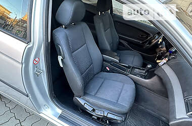 Купе BMW 3 Series 2001 в 
