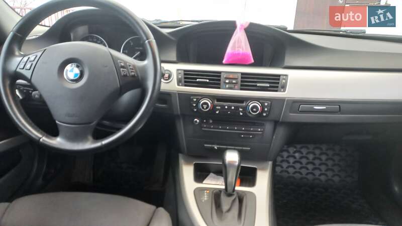 Универсал BMW 3 Series 2010 в Киеве