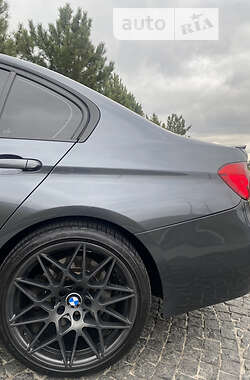 Седан BMW 3 Series 2015 в 