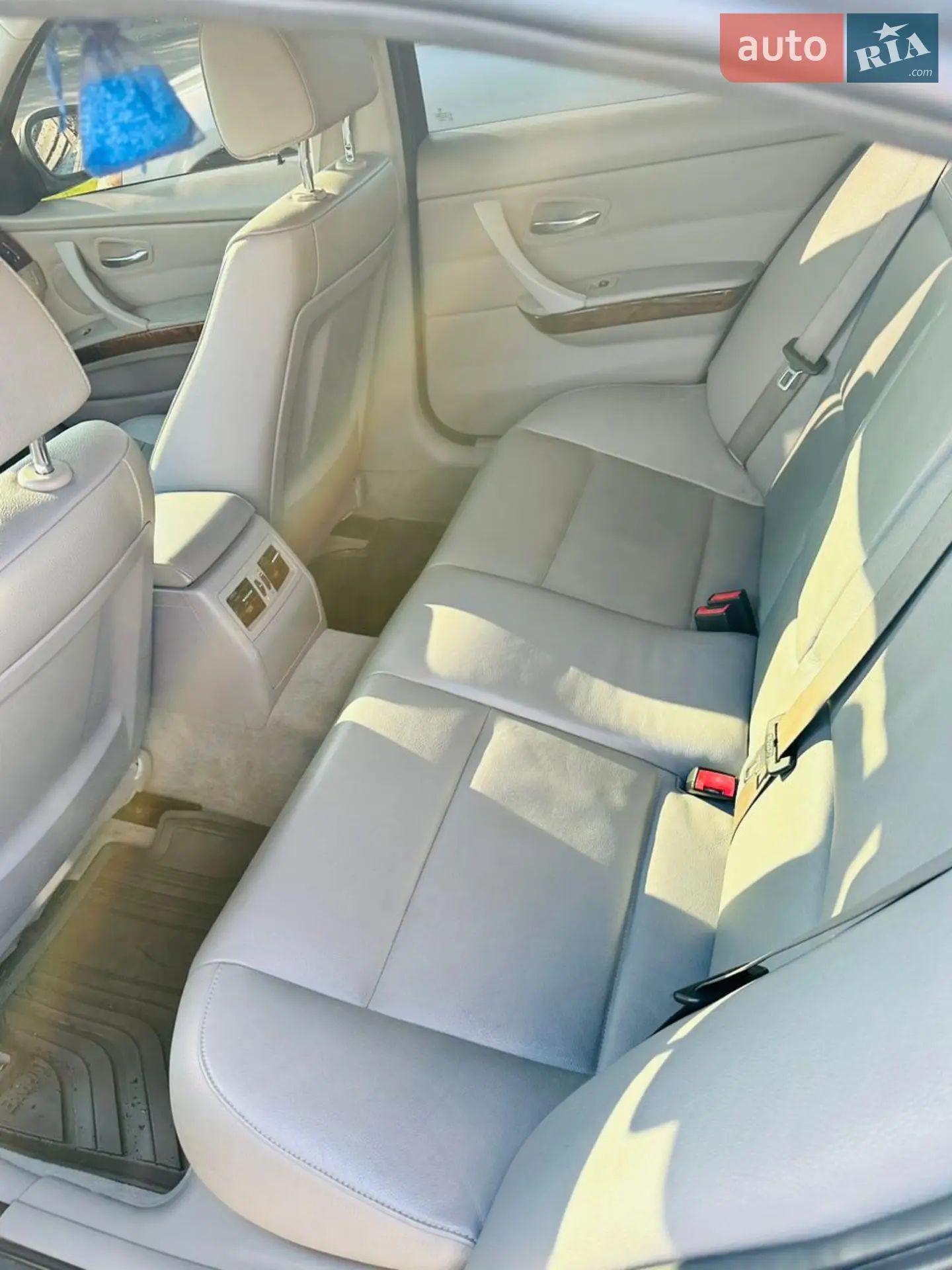 2010 BMW 3er - мініатюра 7