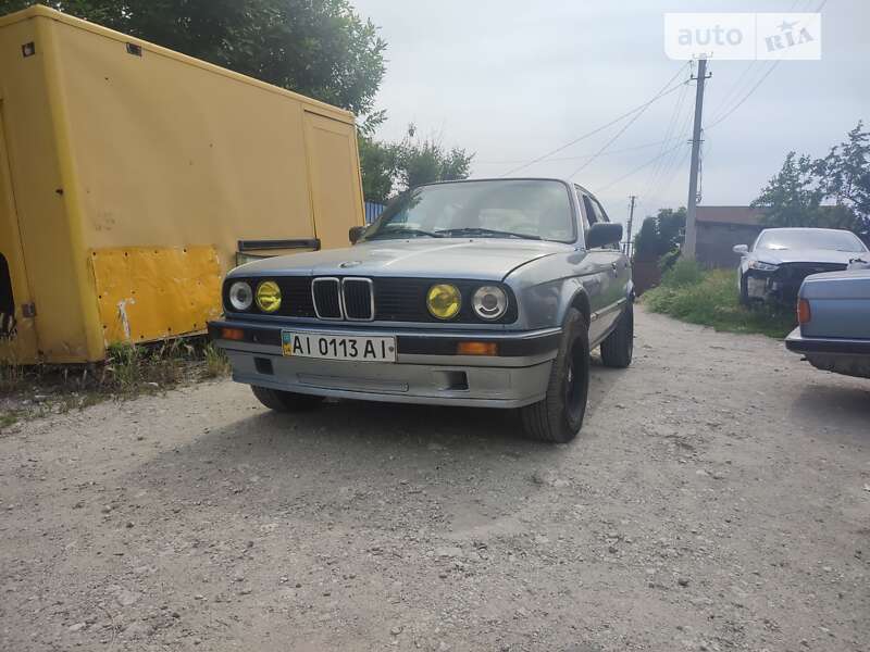 Седан BMW 3 Series 1990 в Запорожье