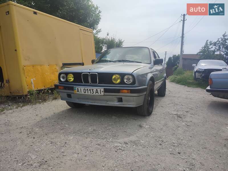 Седан BMW 3 Series 1990 в Запоріжжі