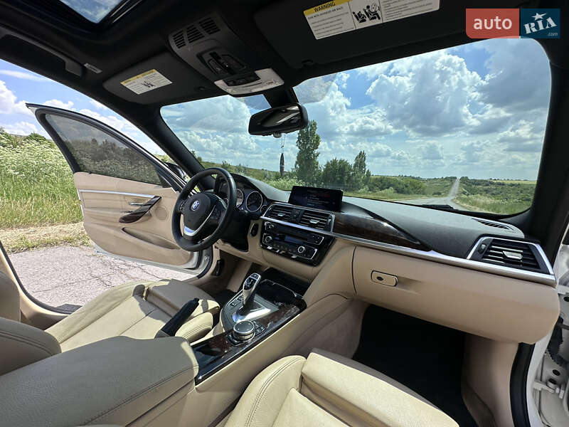 Седан BMW 3 Series 2015 в Києві