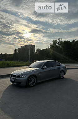 Седан BMW 3 Series 2007 в Яворове