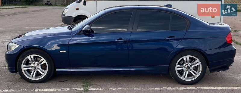Седан BMW 3 Series 2010 в Нежине