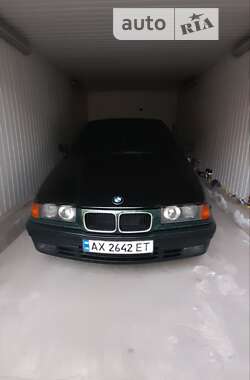 Седан BMW 3 Series 1993 в Харькове