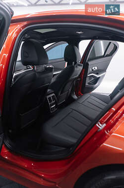 Седан BMW 3 Series 2019 в 