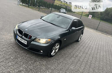 Седан BMW 3 Series 2010 в Хмельницком