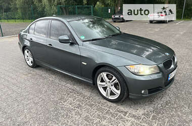 Седан BMW 3 Series 2010 в Хмельницком